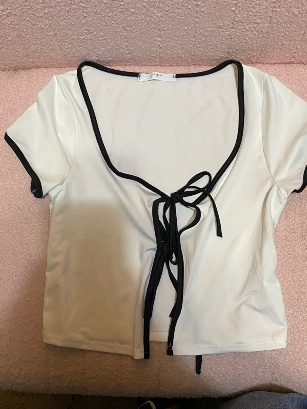 gaze White Short-Sleeve Tie-Front Top with Black Trim